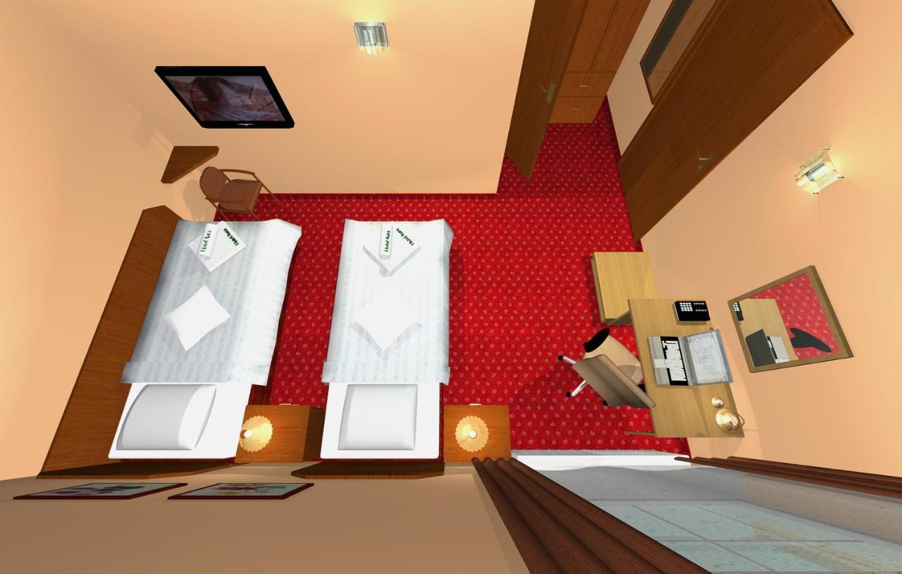 Aura - Hotel & Restaurant & Sauna Zielona Góra Extérieur photo