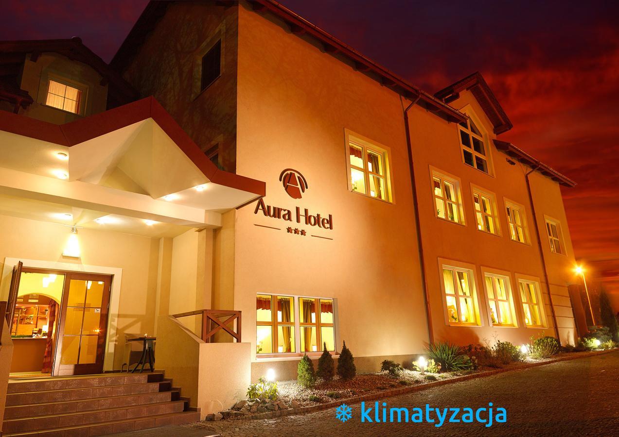 Aura - Hotel & Restaurant & Sauna Zielona Góra Extérieur photo